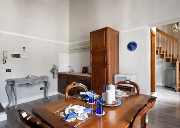 Blue Suite Florence